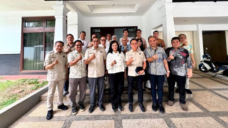 Pengurus Koperasi Produsen HKTI